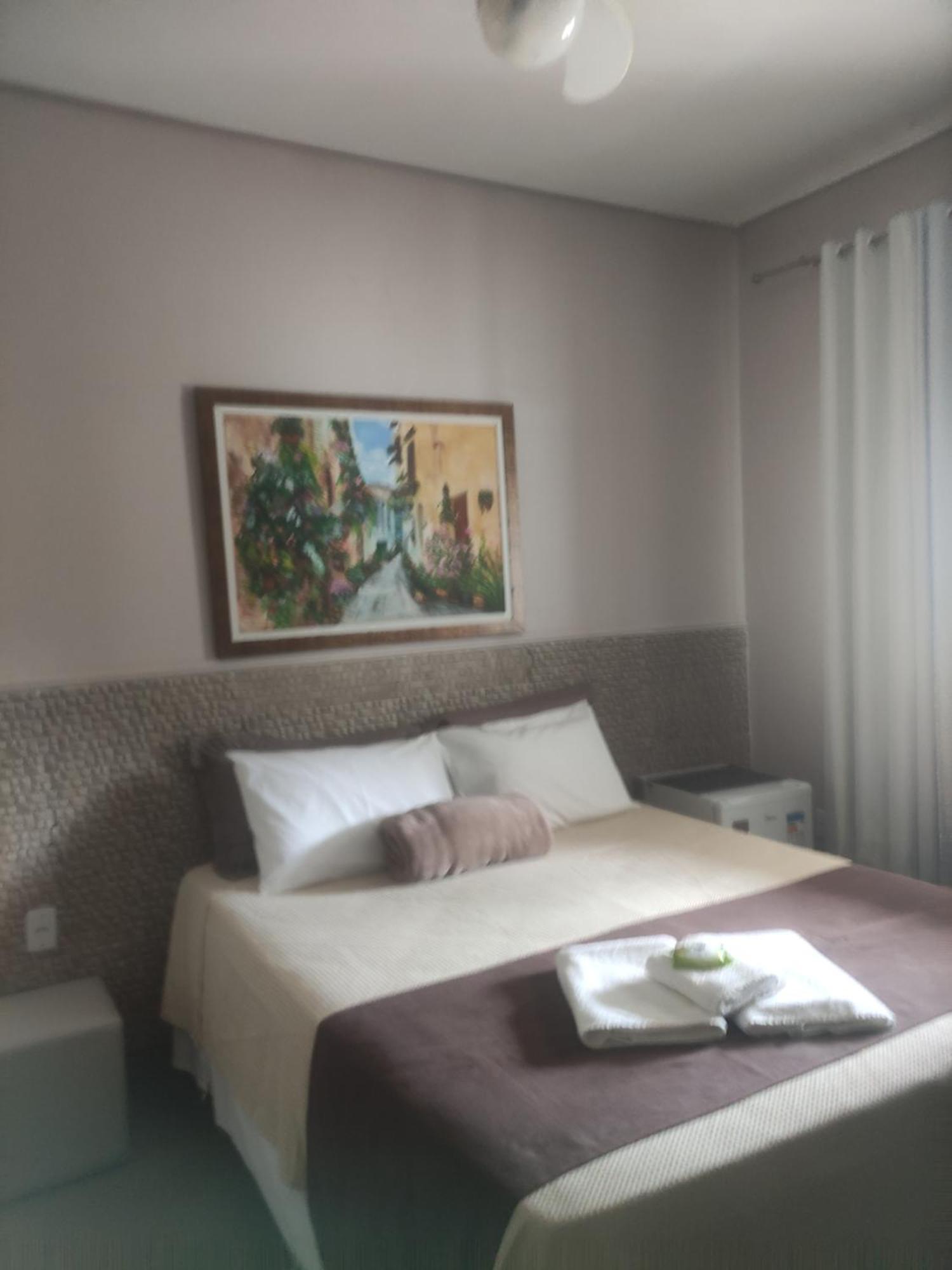 Pousada Da Gi Suites E Turismo Chapada dos Guimarães Oda fotoğraf